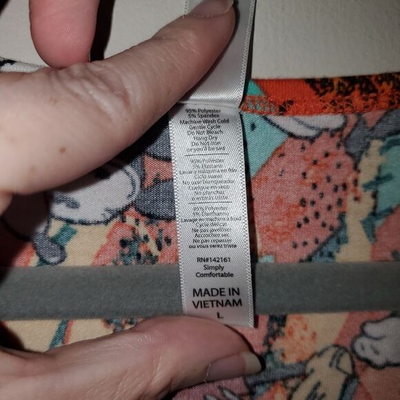 LULAROE DISNEY MICKEY COLORFUL CLASSIC TEE SIZE LARGE - Picture 3 of 4